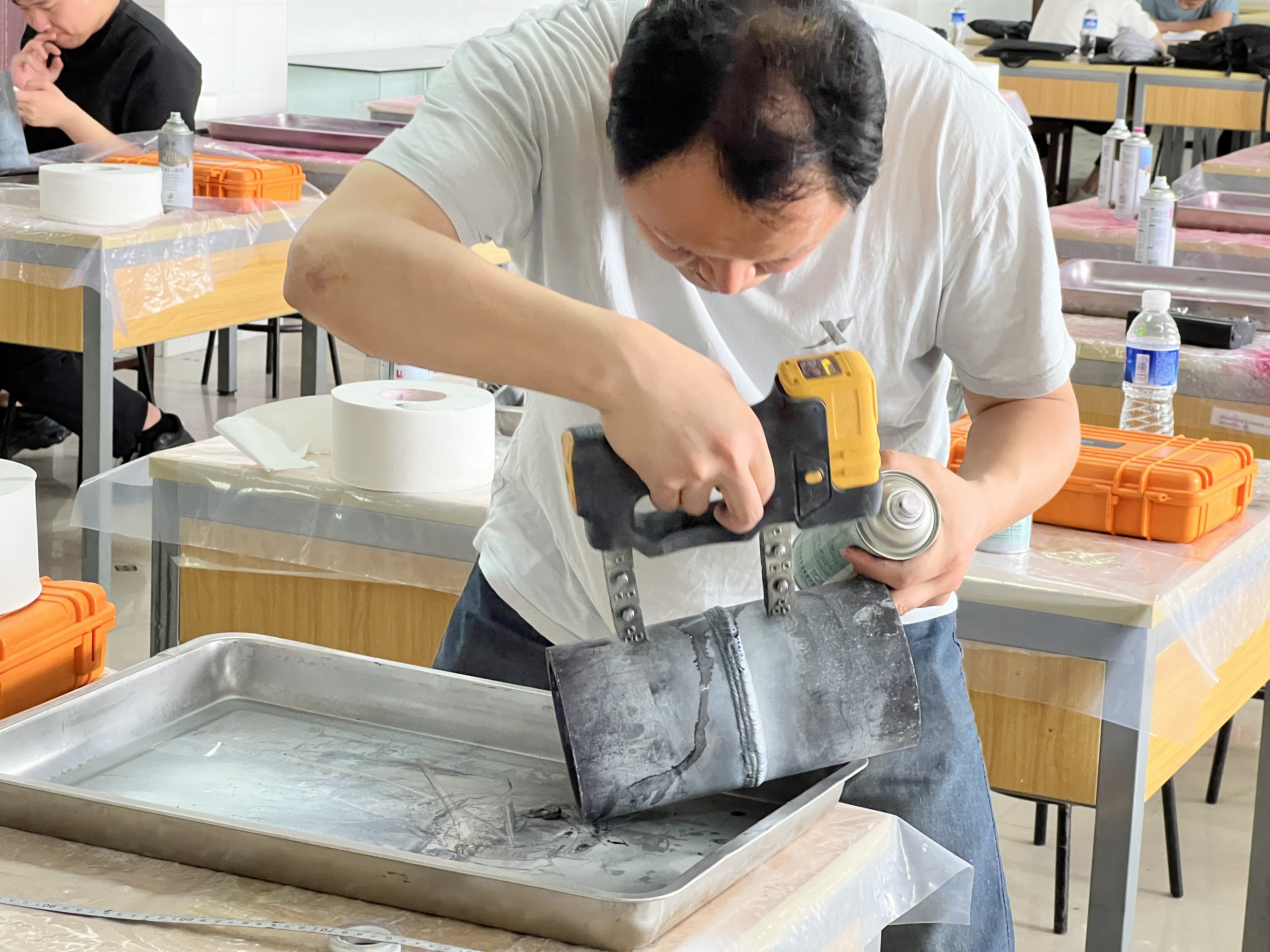 武漢船級(jí)社MT、PT取證班  濟(jì)寧魯科提供磁粉探傷設(shè)備